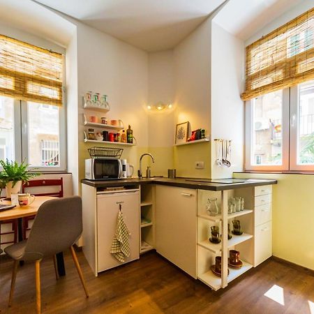 Apartman Baronessa Agatha Lägenhet Rijeka Exteriör bild