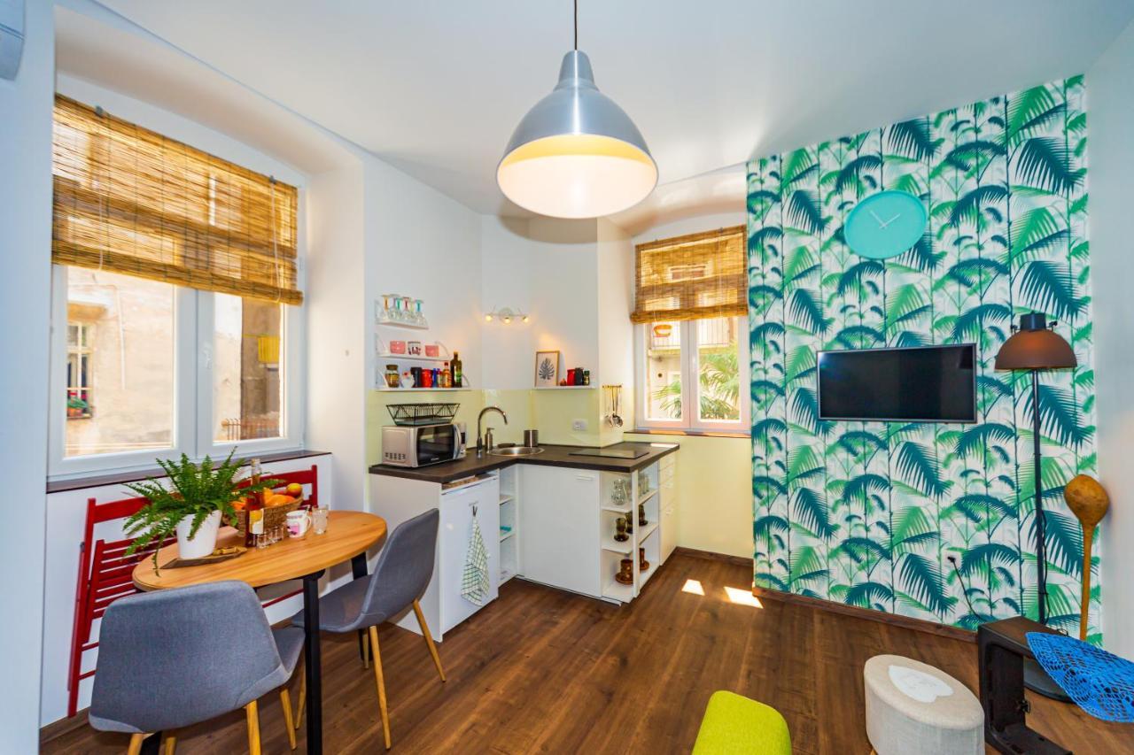Apartman Baronessa Agatha Lägenhet Rijeka Exteriör bild