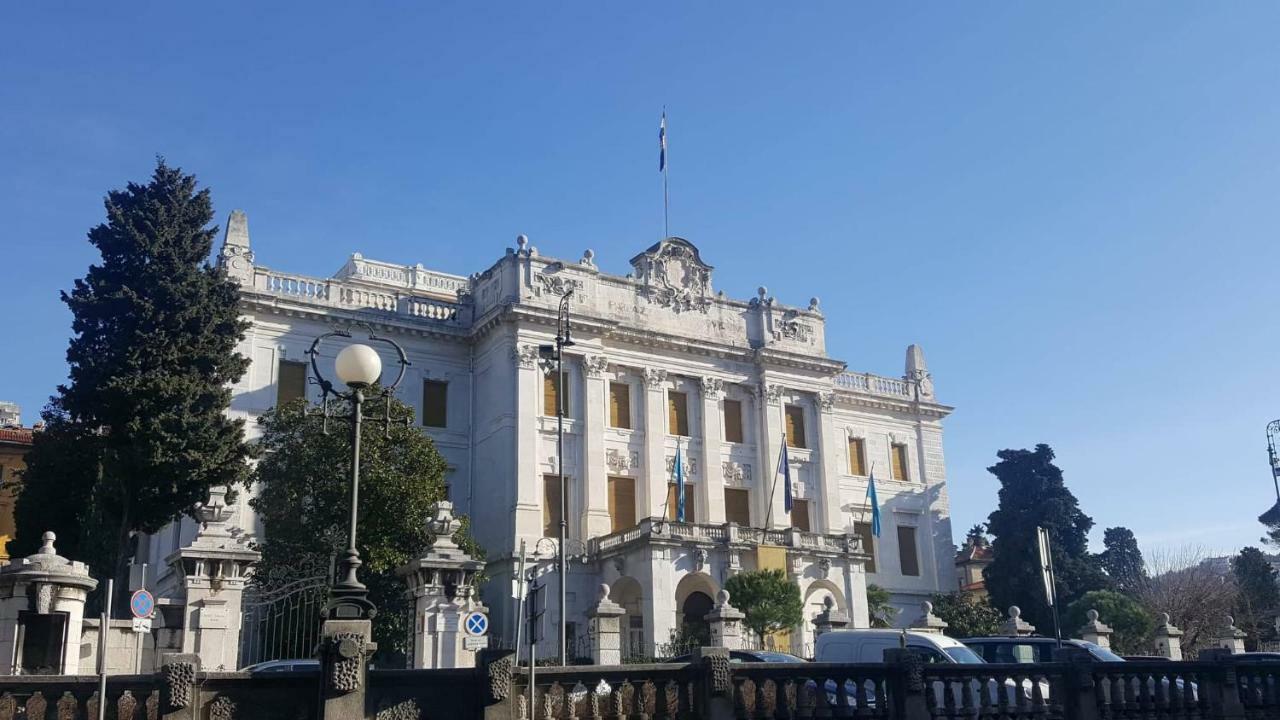 Apartman Baronessa Agatha Lägenhet Rijeka Exteriör bild
